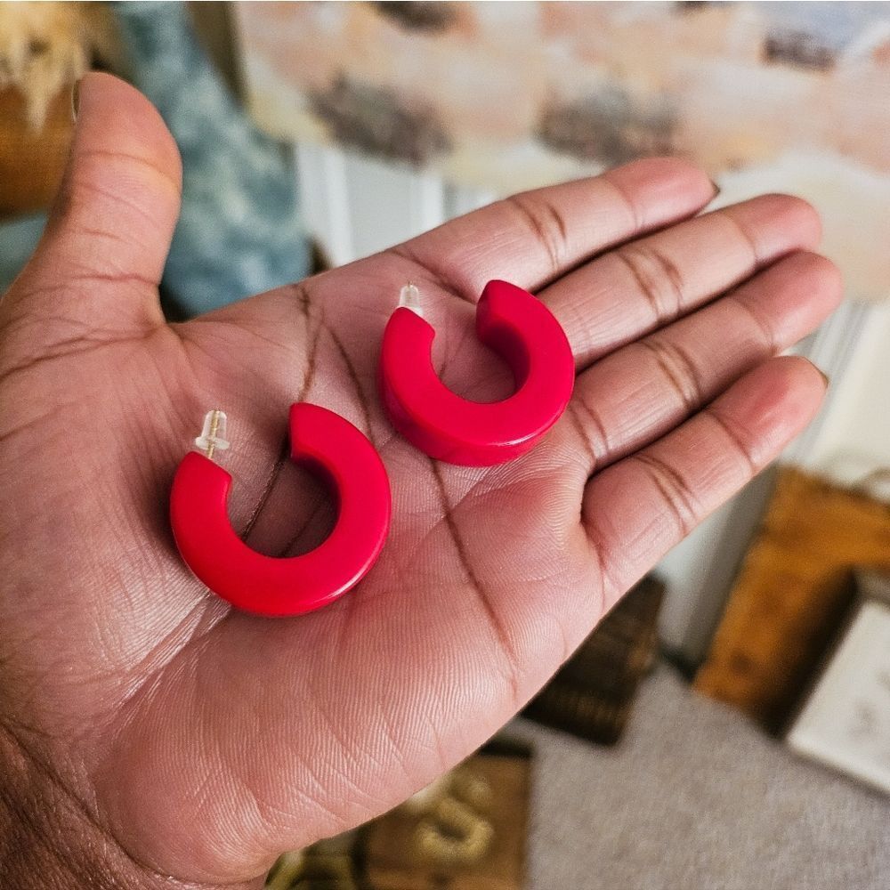 Retro Vintage Red Chunky Style Flat Hoop Statement Earrings.